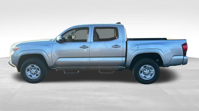 Used 2023 Toyota Tacoma SR image 4