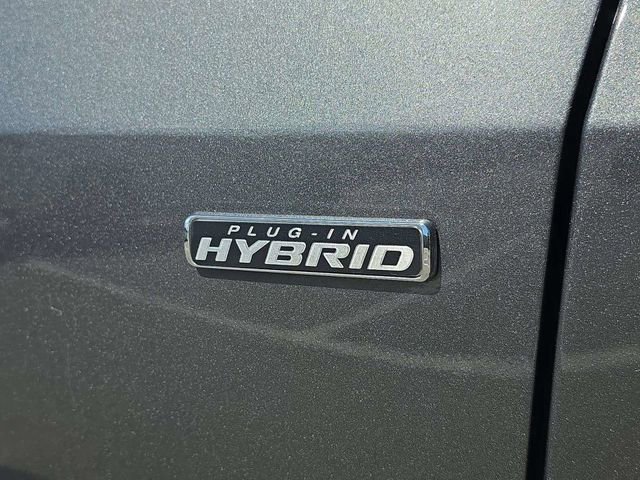 Used 2025 Ford Escape SE FWD image 39