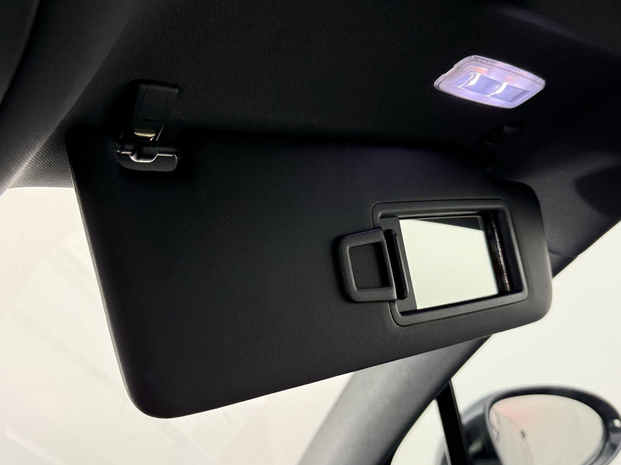 New 2025 Porsche Macan image 25