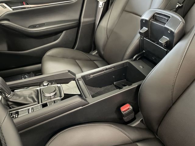 Certified 2025 MAZDA MAZDA3 2.5 Turbo Sedan w/Premium Plus image 23