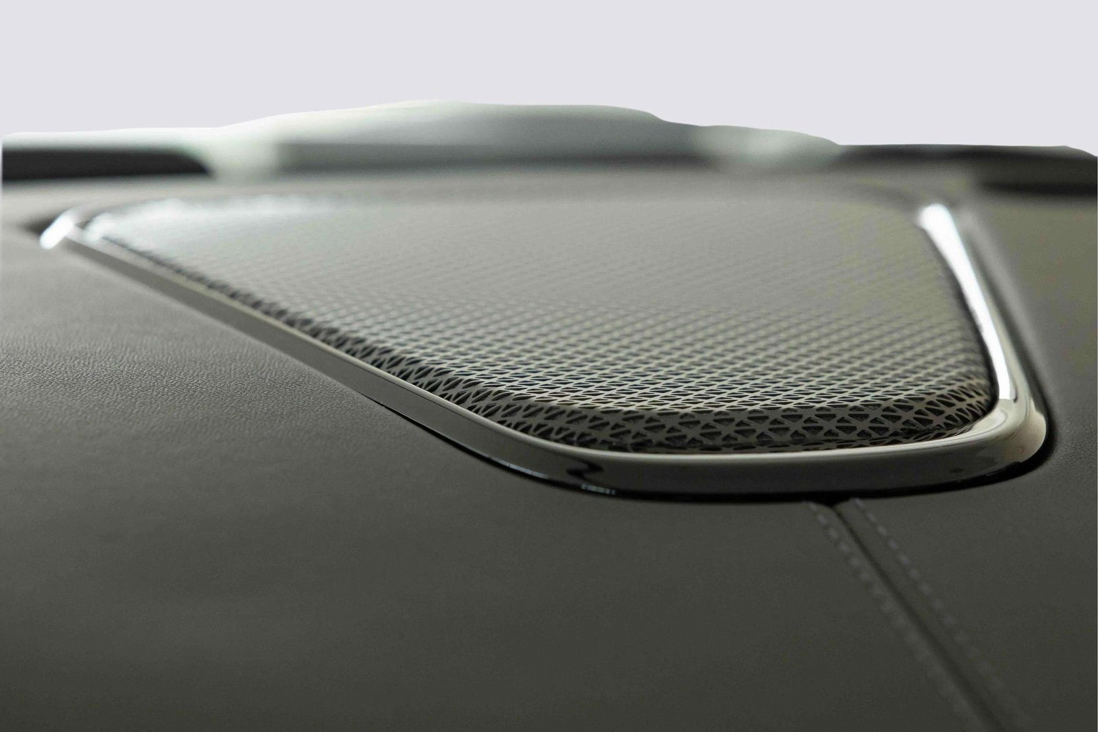 New 2025 Aston Martin V8 Vantage Coupe image 34