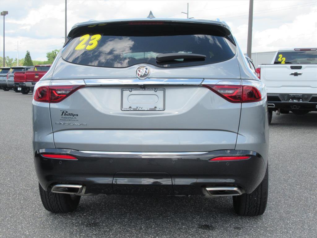 Used 2023 Buick Enclave Essence w/ Experience Buick Package FWD image 6