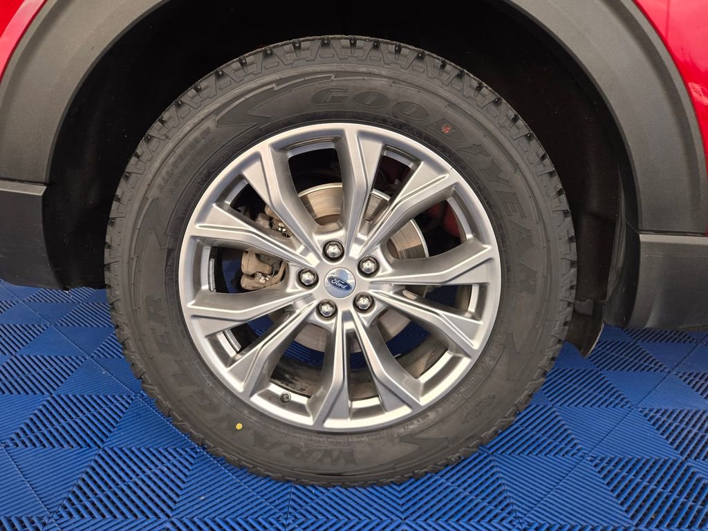 Used 2021 Ford Explorer Limited w/ Equipment Group 301A image 31