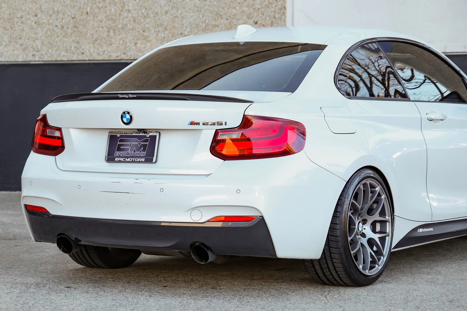 Used 2015 BMW M235i Coupe image 11
