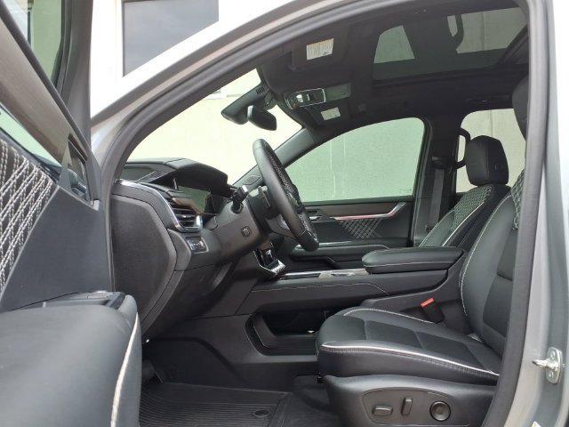 Certified 2024 GMC Acadia Denali w/ LPO, Floor Liner Package AWD/4WD image 16
