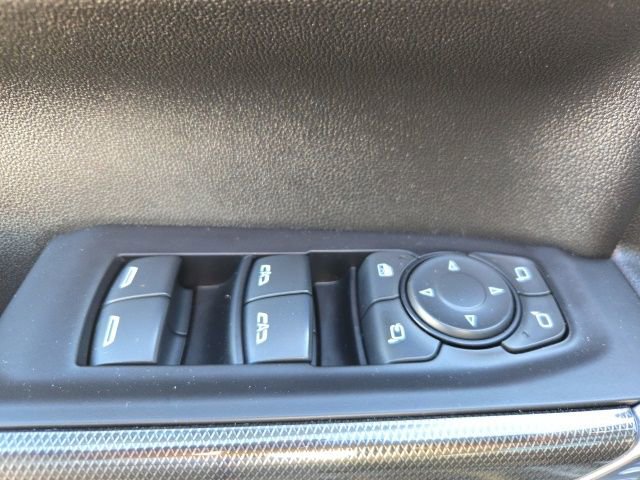 Used 2021 GMC Sierra 1500 AT4 w/ AT4 Value Package image 41