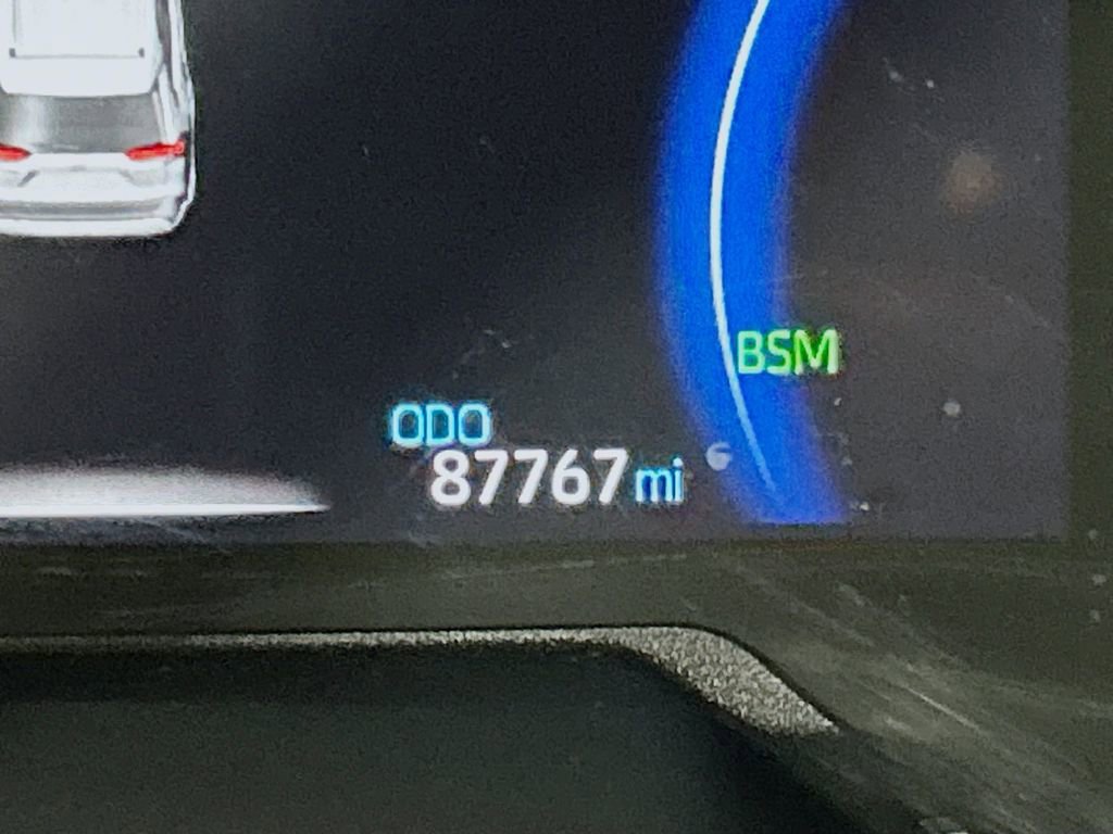 Used 2020 Toyota RAV4 XSE AWD/4WD image 10