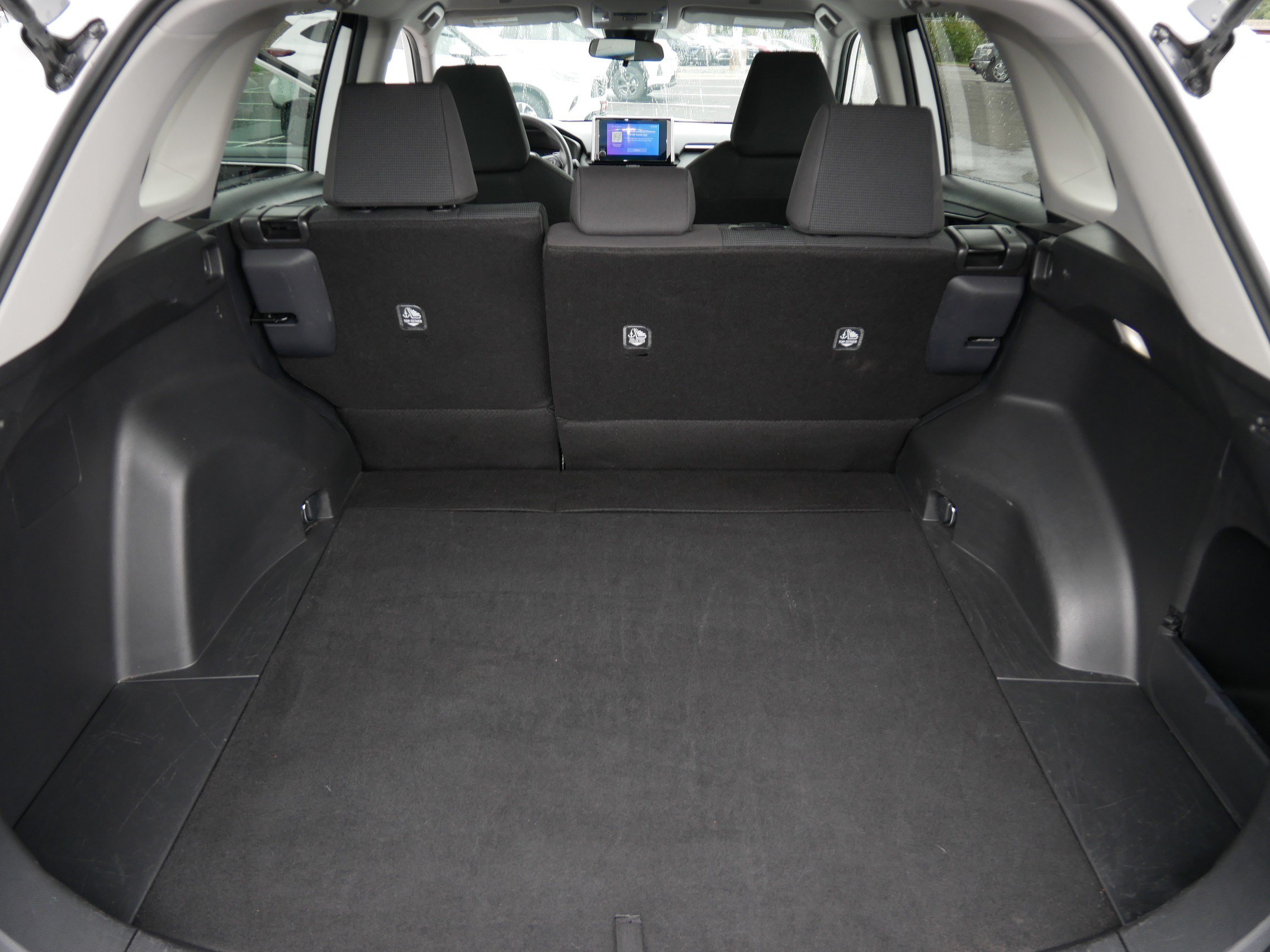 Certified 2025 Toyota RAV4 LE AWD/4WD image 18