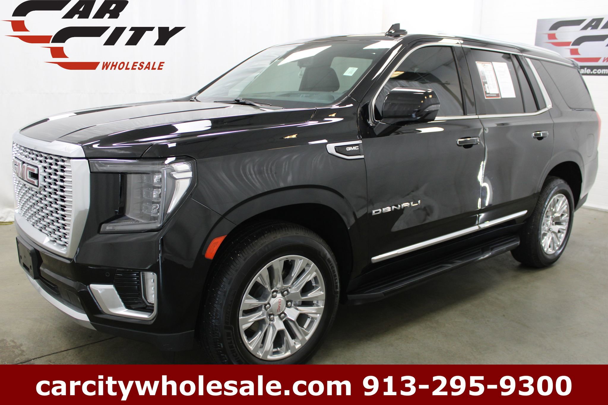 Used 2022 GMC Yukon Denali w/ Max Trailering Package image 1