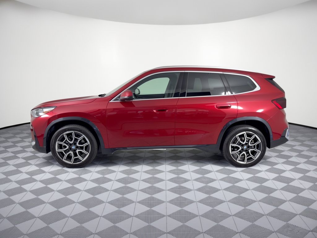 Certified 2026 BMW X1 xDrive28i AWD/4WD image 2
