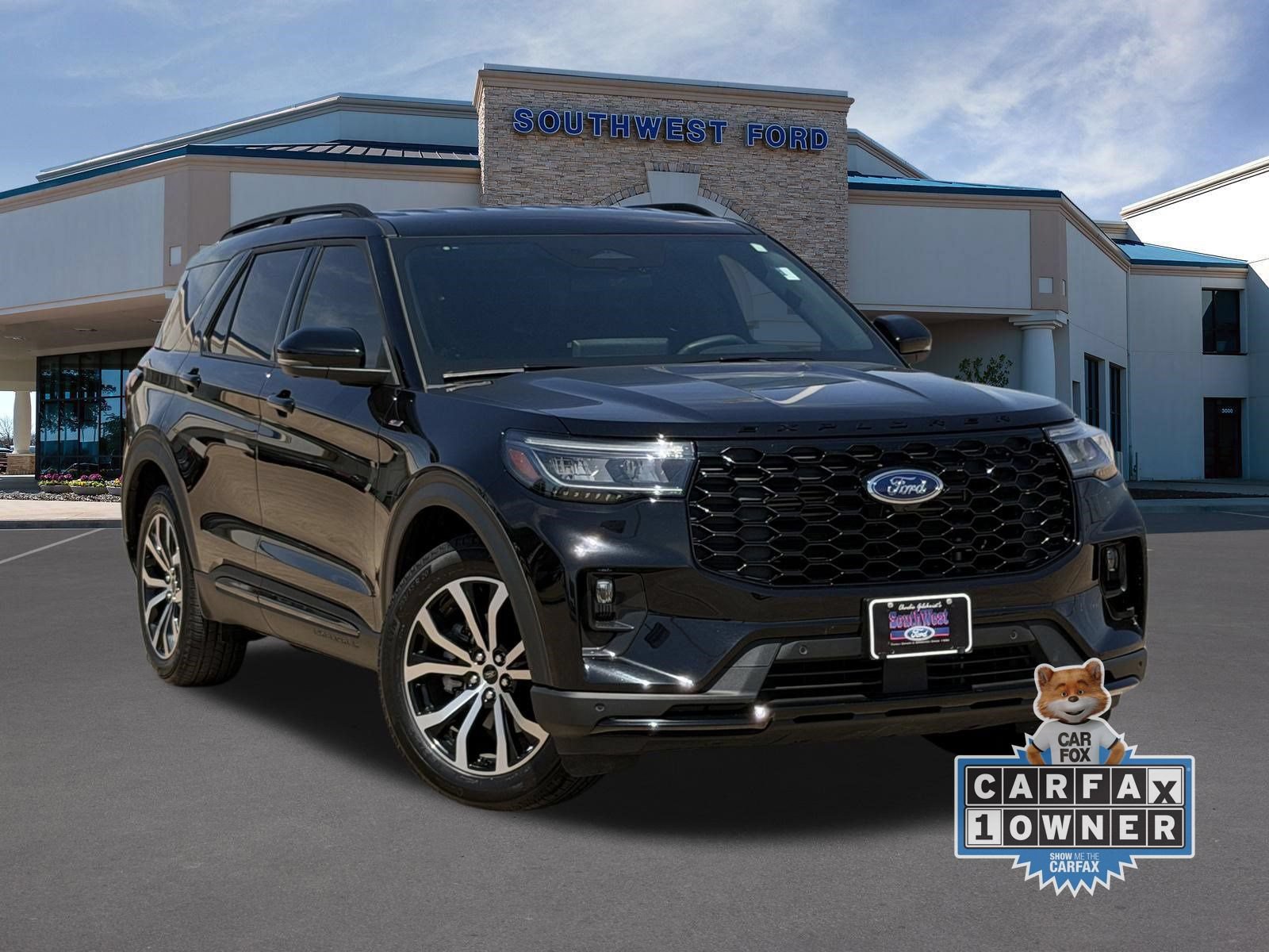 Used 2025 Ford Explorer ST-Line RWD image 1
