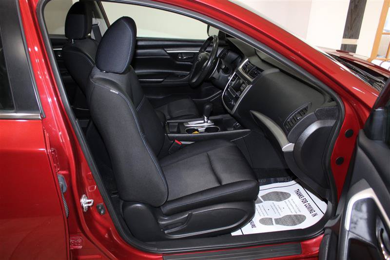 Used 2017 Nissan Altima 2.5 SR FWD image 24