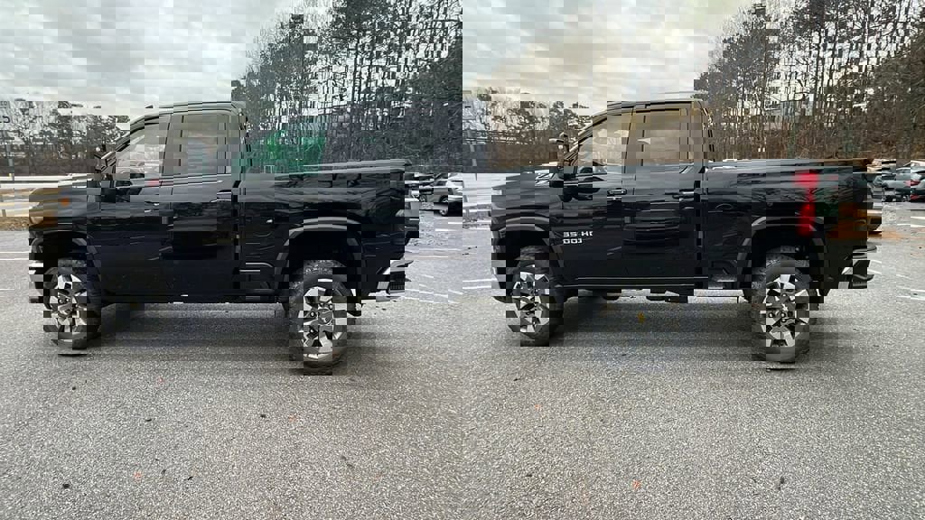 New 2026 Chevrolet Silverado 3500 LT w/ All Star Edition image 8