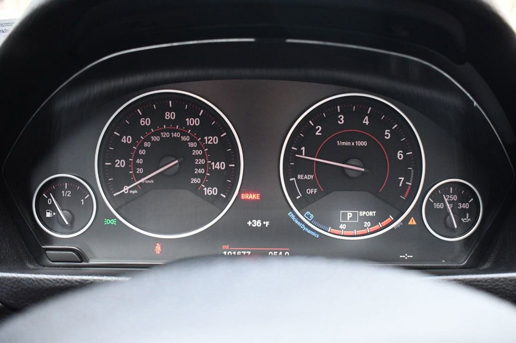 Used 2017 BMW 330i xDrive 330i xDrive image 19