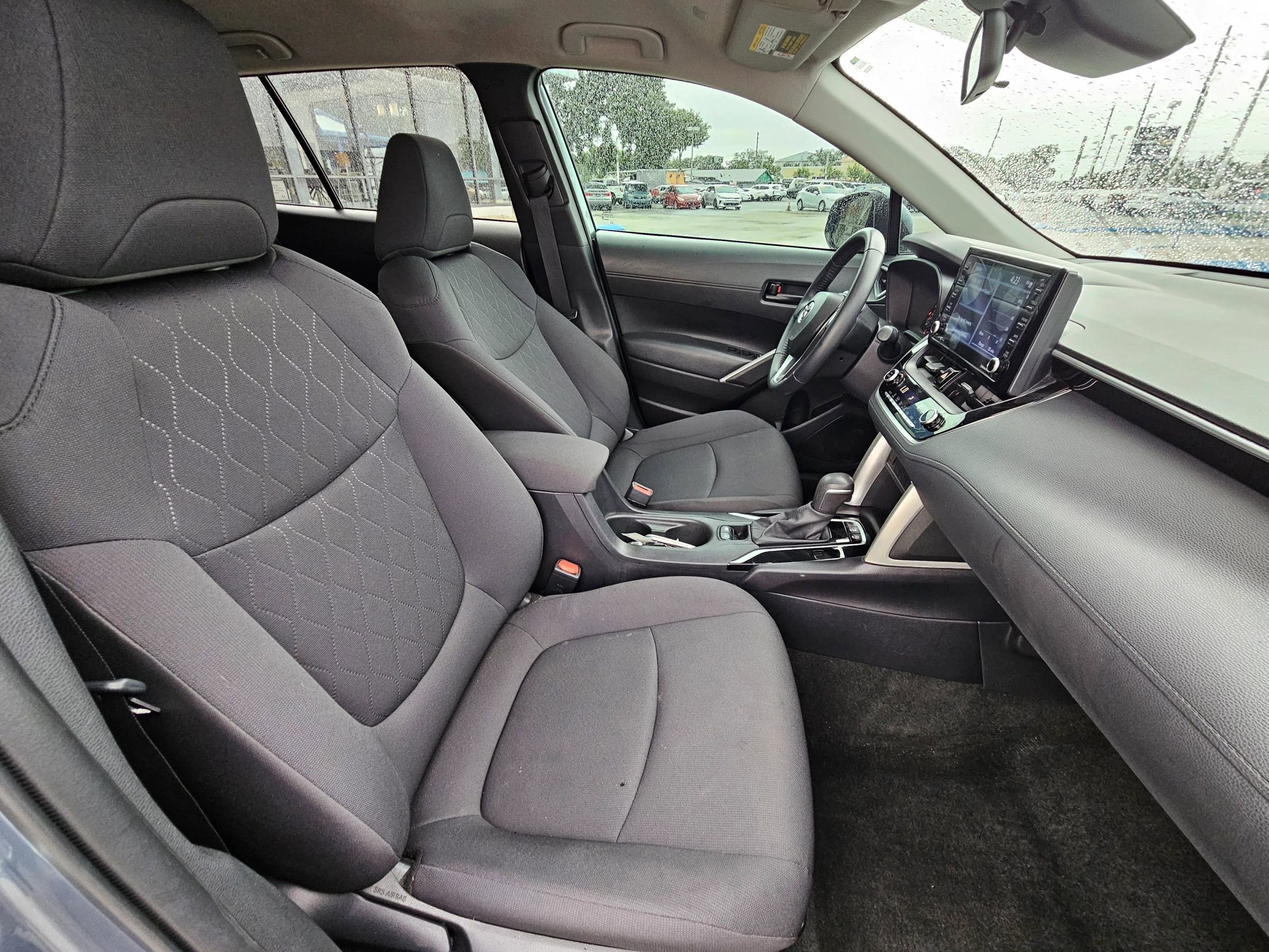 Used 2022 Toyota Corolla Cross LE FWD image 10
