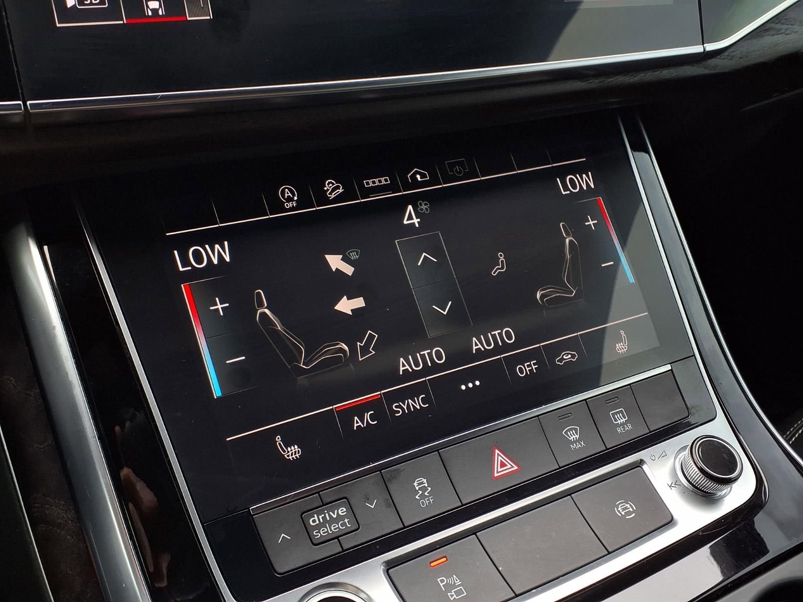 Used 2021 Audi Q8 Premium w/ Black Optic Package image 10