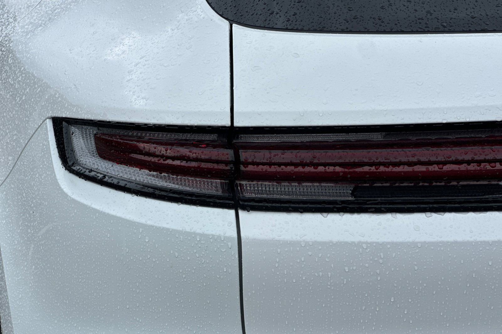 Used 2024 Porsche Cayenne image 48