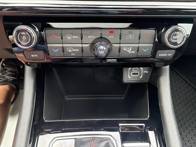 New 2026 Jeep Compass Trailhawk w/ Sun, Sound & Navigation Group AWD/4WD image 20