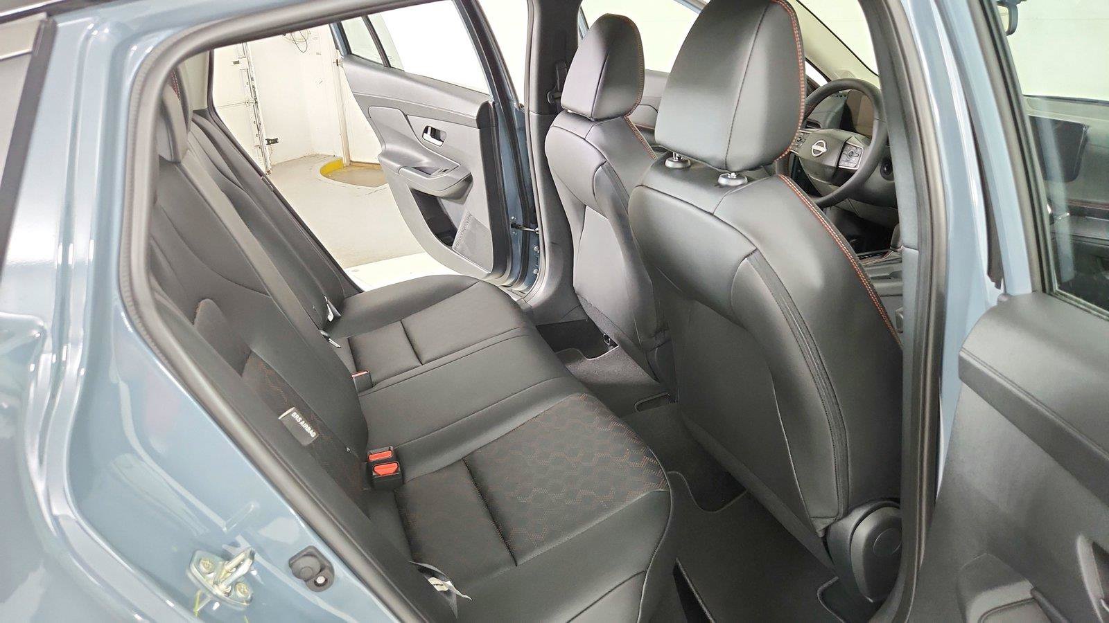 New 2027 Nissan Sentra SR w/ SR Premium Package FWD image 28