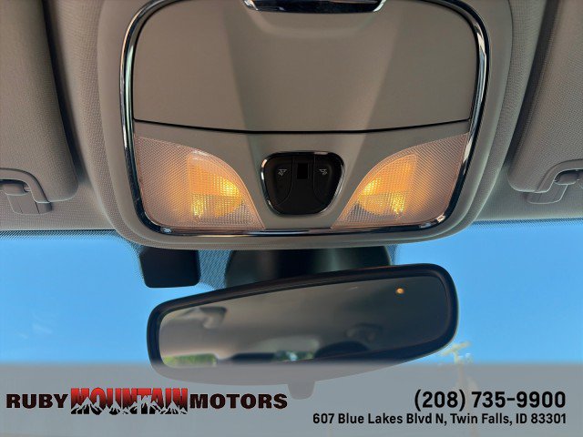 Used 2021 Jeep Cherokee Trailhawk AWD/4WD image 16