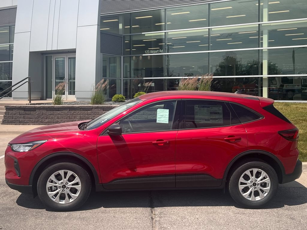 New 2026 Ford Escape Active w/ Cold Weather Package AWD/4WD image 3