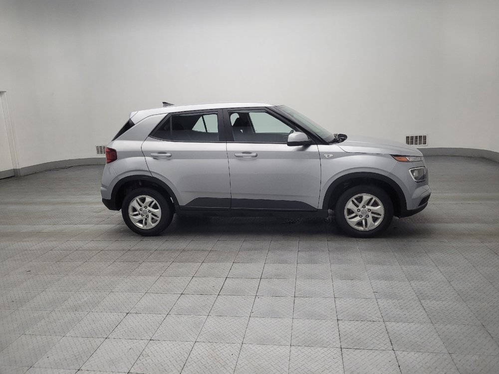 Used 2021 Hyundai Venue SE image 11