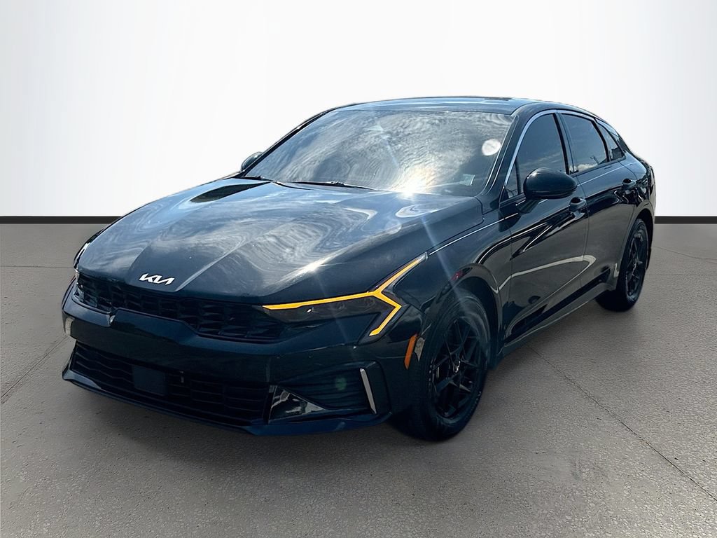 Certified 2025 Kia K5 LXS FWD image 3
