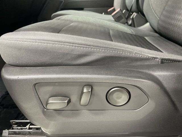 Used 2023 Chevrolet Silverado 1500 LT image 12