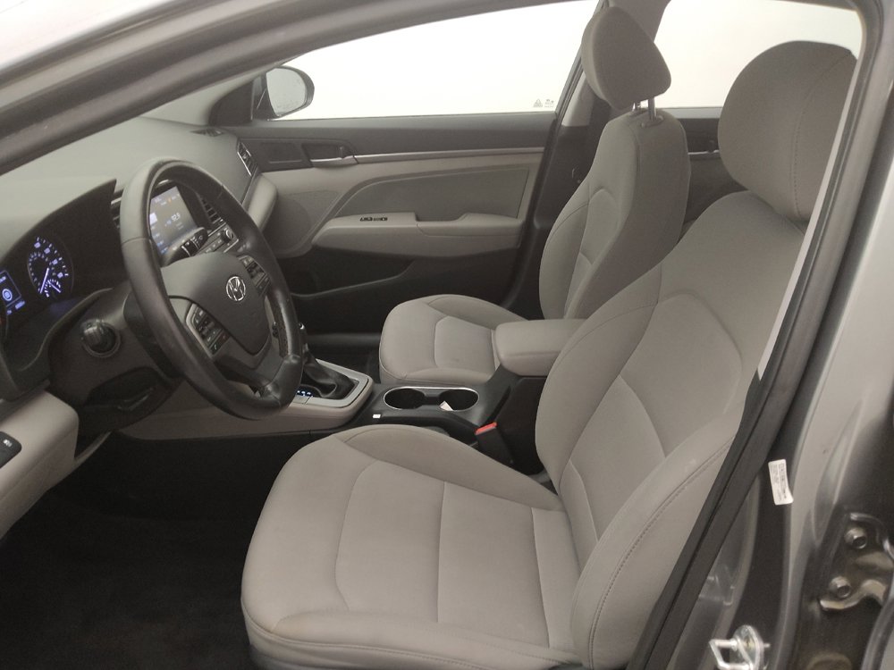 Used 2018 Hyundai Elantra Value Edition FWD image 17