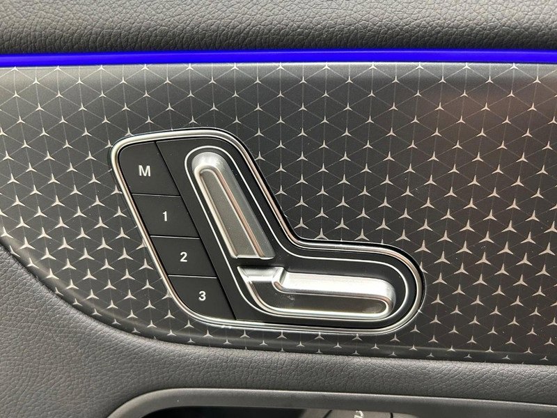 New 2025 Mercedes-Benz GLA 250 4MATIC image 10