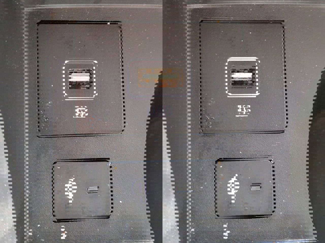 Used 2022 Hyundai Santa Fe SEL w/ Convenience Package image 21