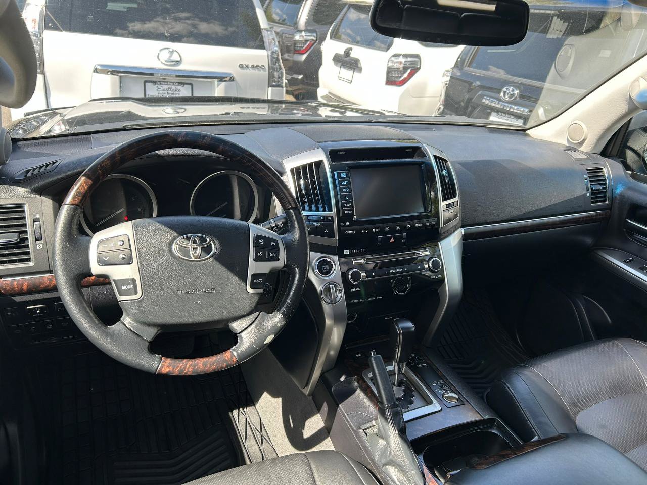 Used 2013 Toyota Land Cruiser AWD/4WD image 14