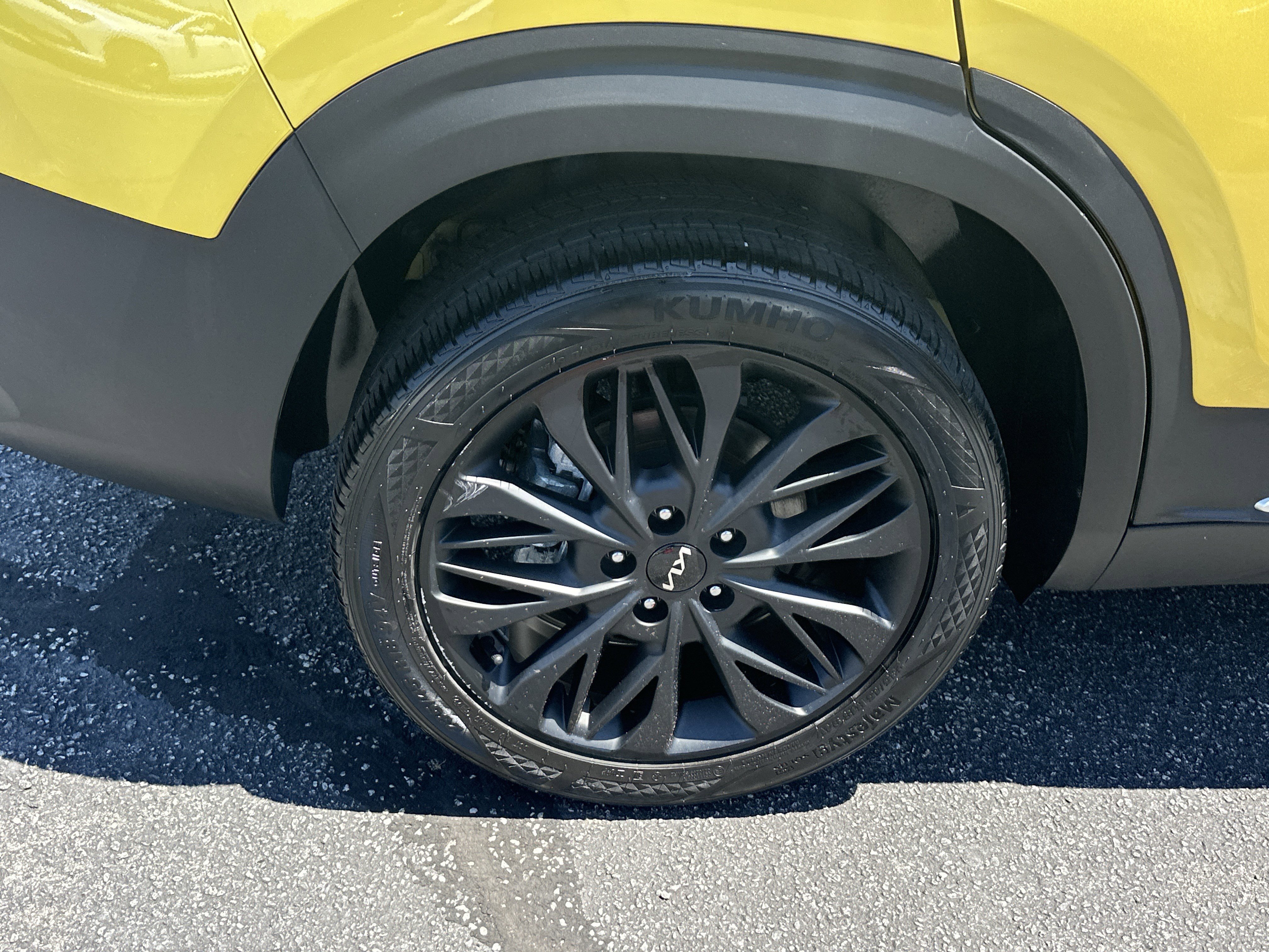 Used 2023 Kia Seltos Nightfall Edition AWD/4WD image 19