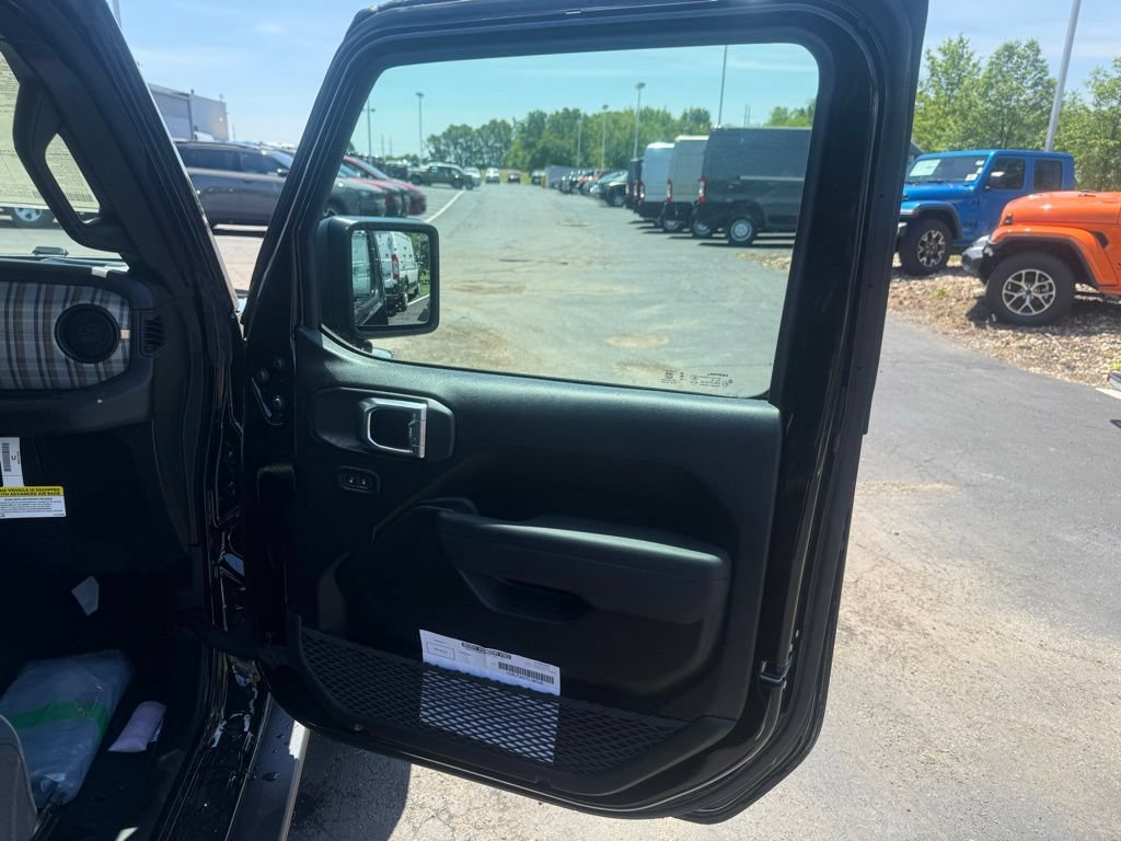 New 2026 Jeep Gladiator Sport AWD/4WD image 48
