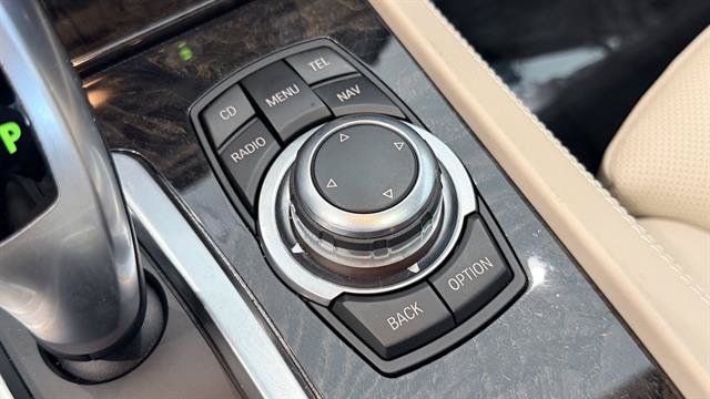 Used 2012 BMW 750i RWD image 68