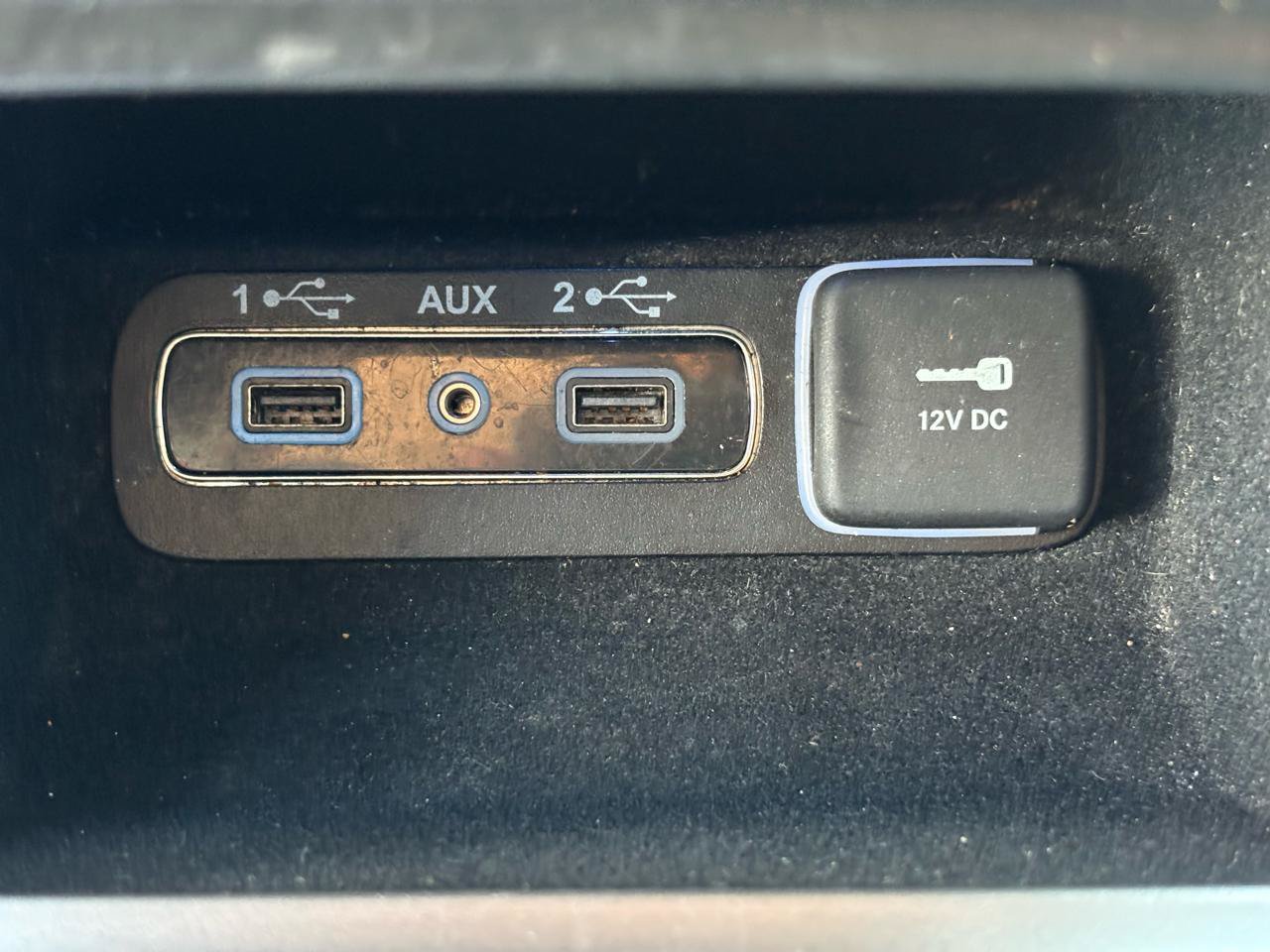 Used 2021 Jeep Grand Cherokee Altitude AWD/4WD image 31