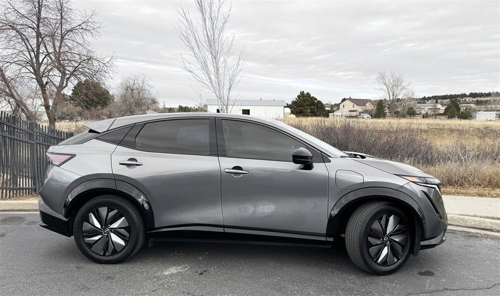 Used 2023 Nissan Ariya AWD image 5