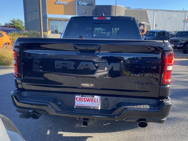 New 2026 RAM 1500 4x4 Crew Cab image 6