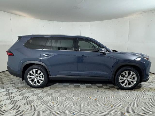 Used 2026 Toyota Grand Highlander FWD image 2