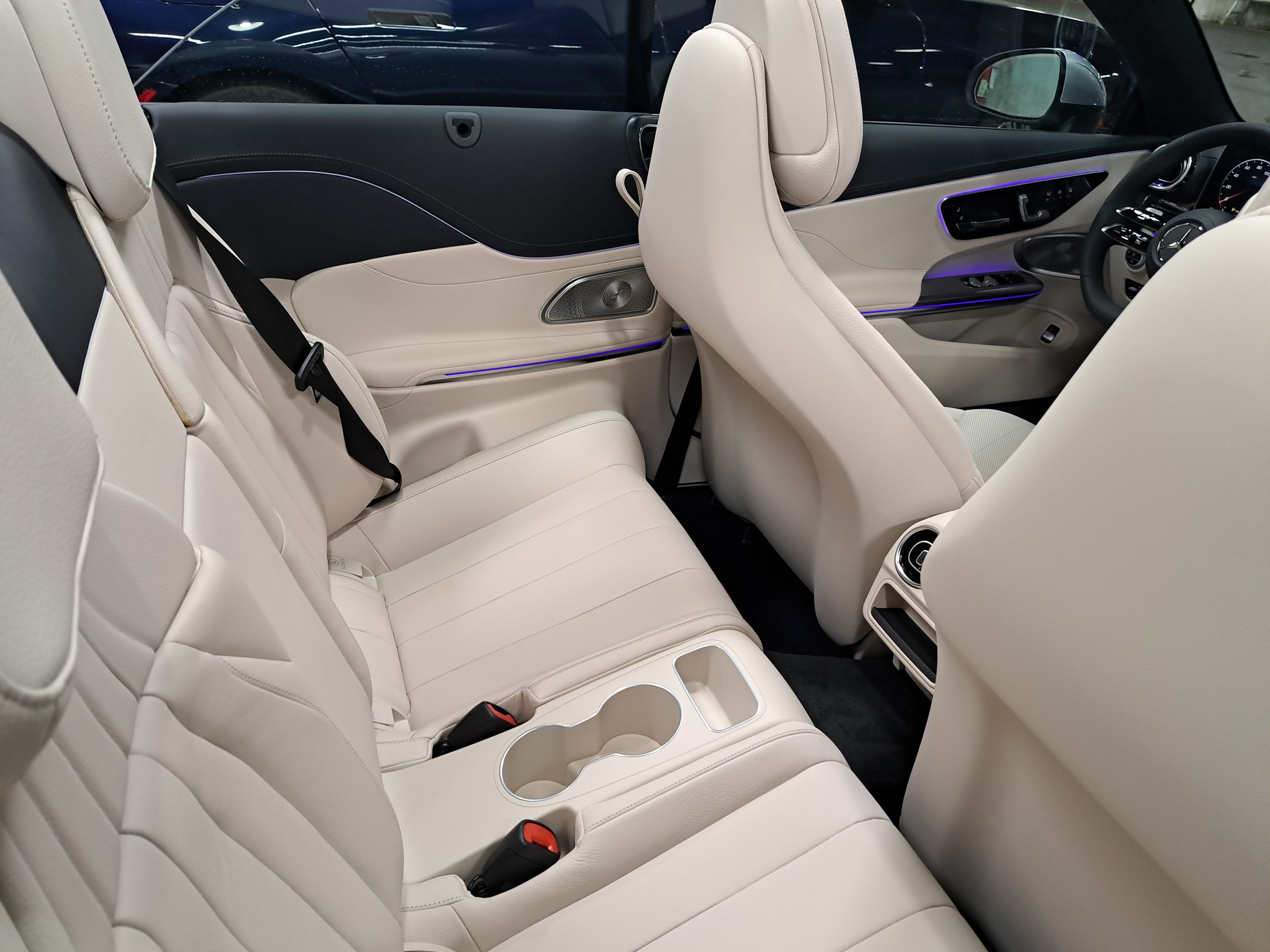 New 2027 Mercedes-Benz CLE 450 4MATIC Cabriolet image 11