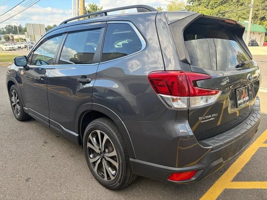 Used 2021 Subaru Forester Limited AWD/4WD image 9