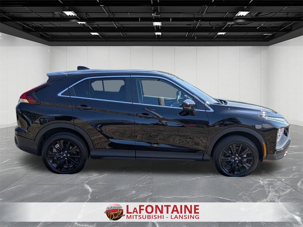 Used 2025 Mitsubishi Eclipse Cross LE image 6