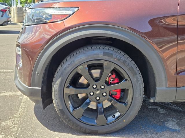 Used 2020 Ford Explorer ST w/ ST Street Pack AWD/4WD image 9