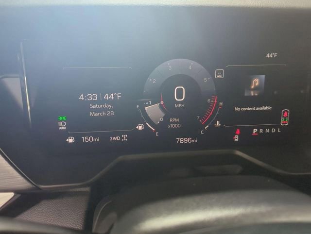 Used 2025 GMC Acadia Elevation w/ Elevation Premium Package image 11