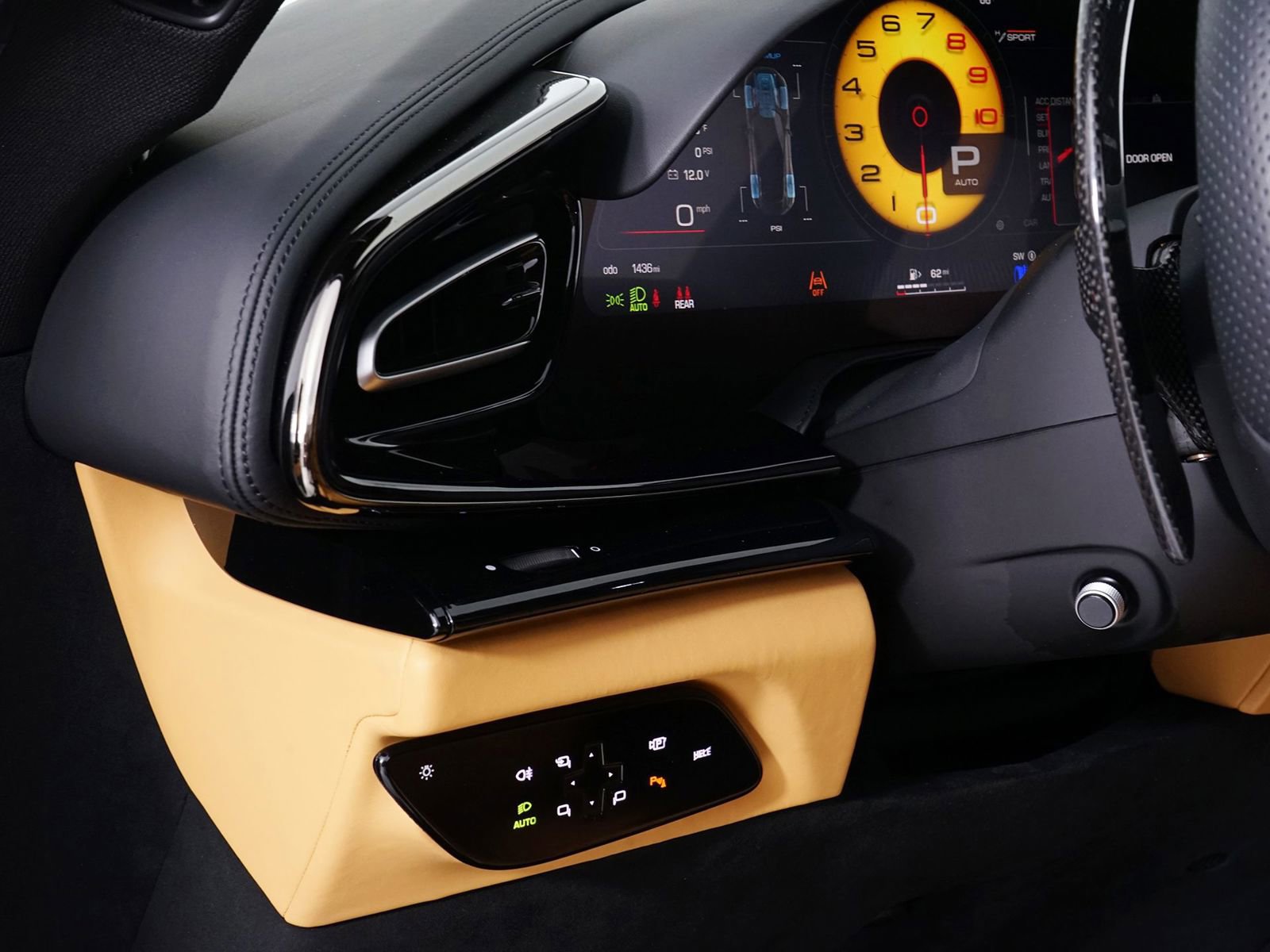 Used 2024 Ferrari Purosangue AWD/4WD image 34
