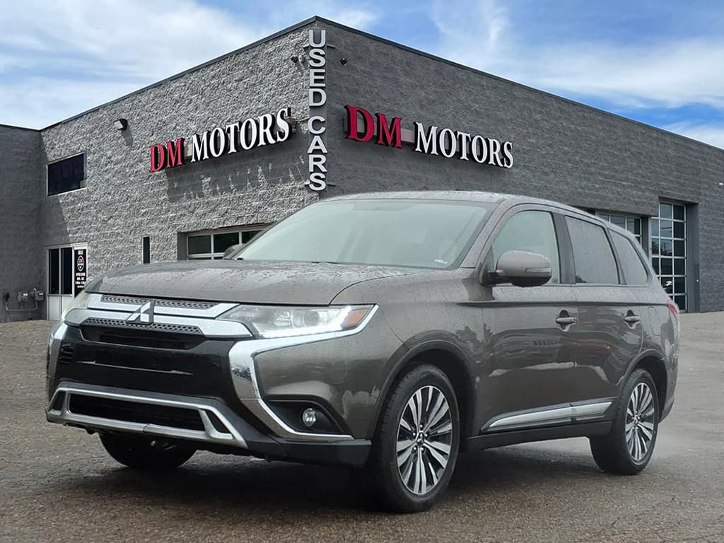 Used 2019 Mitsubishi Outlander FWD image 1