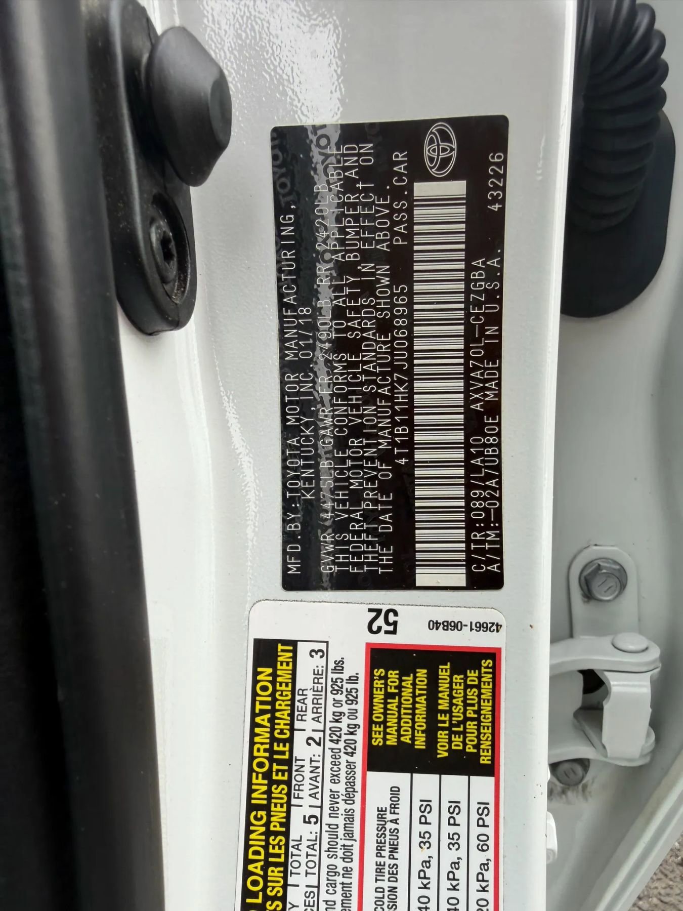 Used 2018 Toyota Camry XLE FWD image 31