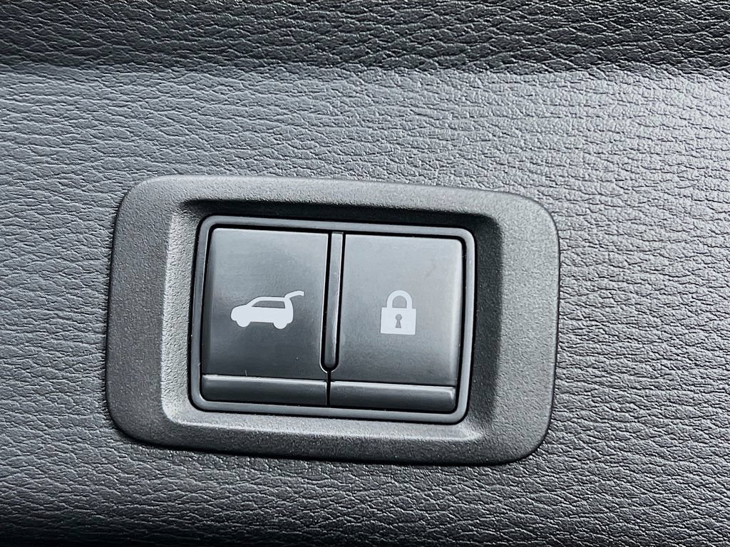 Used 2022 Mitsubishi Outlander SE AWD/4WD image 29
