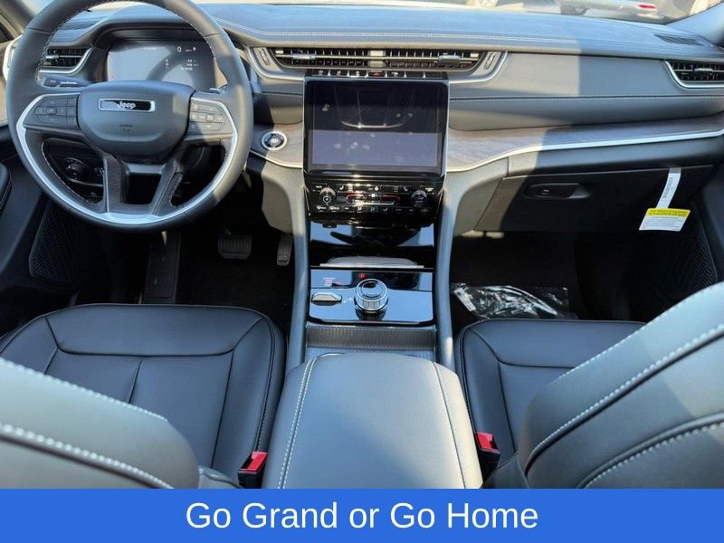 New 2025 Jeep Grand Cherokee Limited image 7