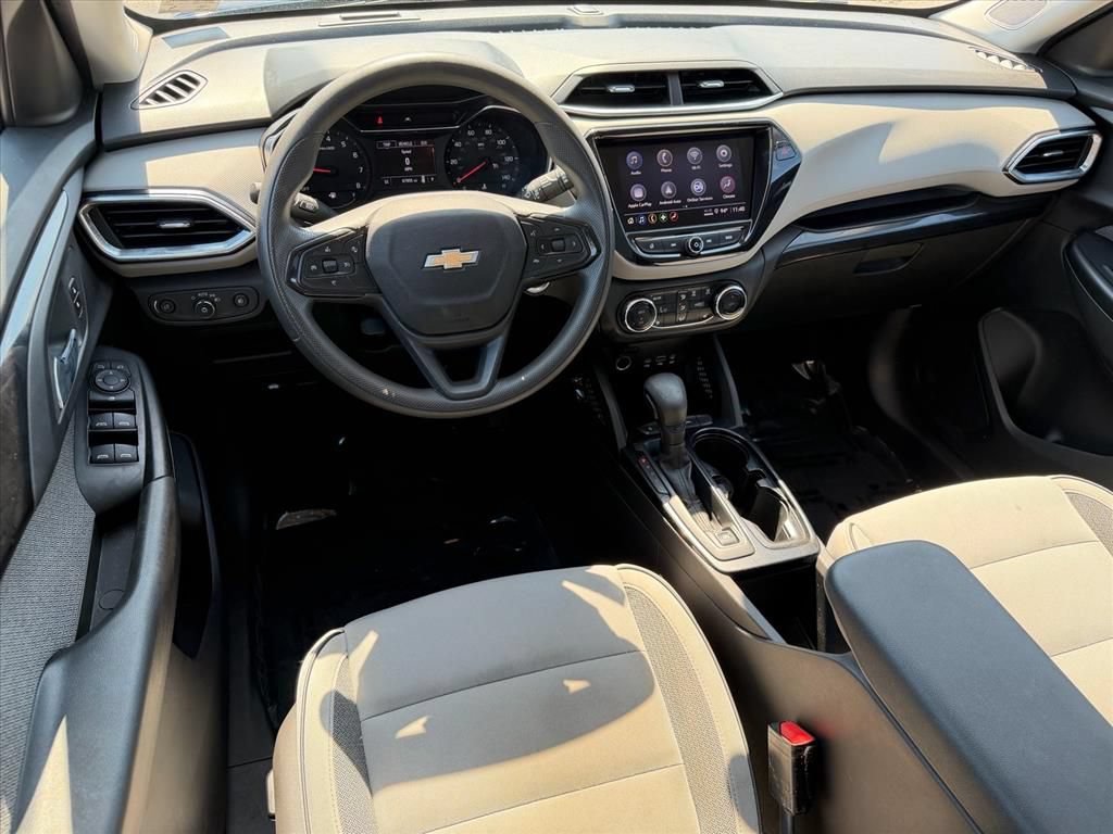 Used 2021 Chevrolet TrailBlazer LT w/ Convenience Package FWD image 15